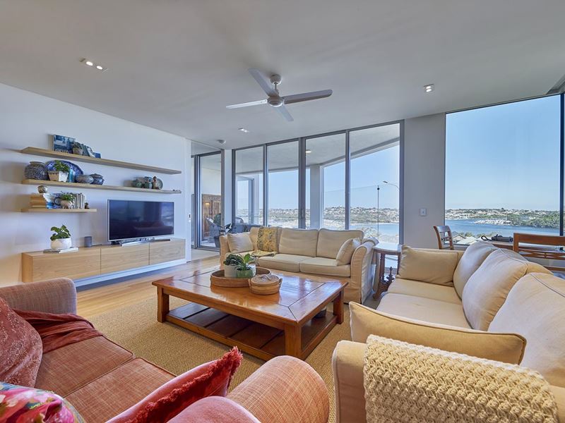 19/9 McCabe Street, North Fremantle
