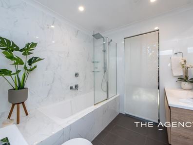 4 Britannia Way, Craigie WA 6025