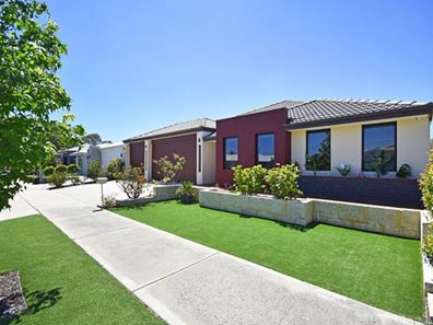 11 Tangara Street, Aveley WA 6069