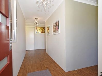 11 Tangara Street, Aveley WA 6069
