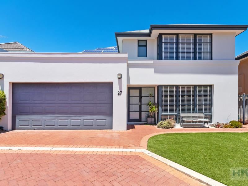 27 Halliday Grove, Hillarys