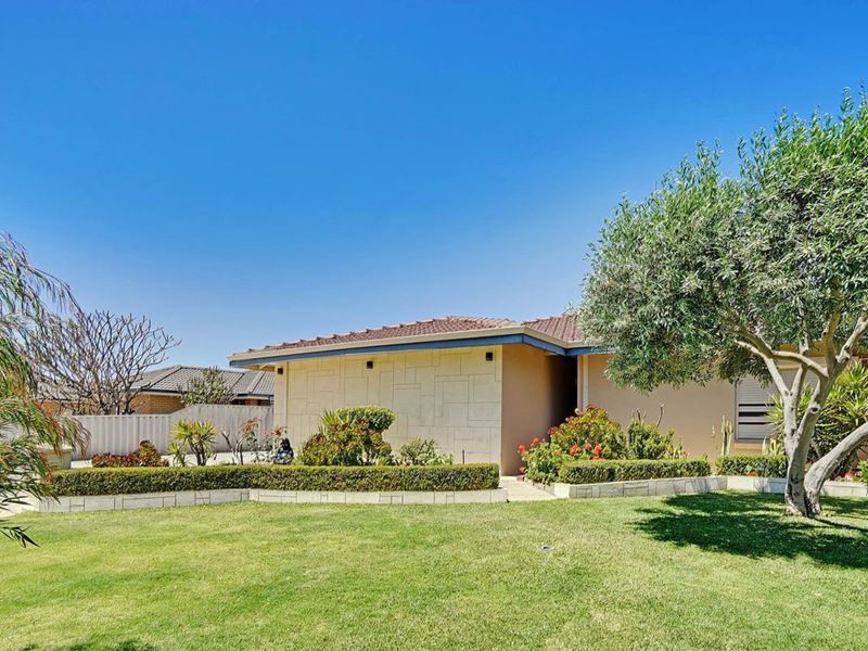 5 TAMARISK COURT, Dianella WA 6059