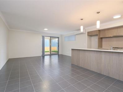 40 Primrose Loop, Byford WA 6122