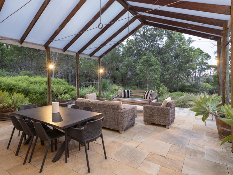 23 Zamia Grove, Yallingup