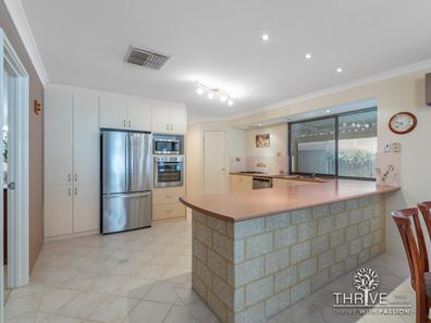 1 Elvire Court, Canning Vale WA 6155