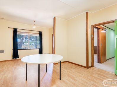 4 Cooper Street, Mandurah WA 6210