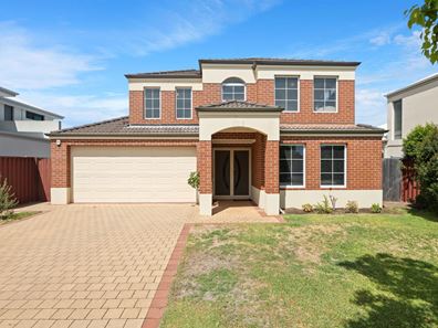 13 Kingsway Gardens, Canning Vale WA 6155