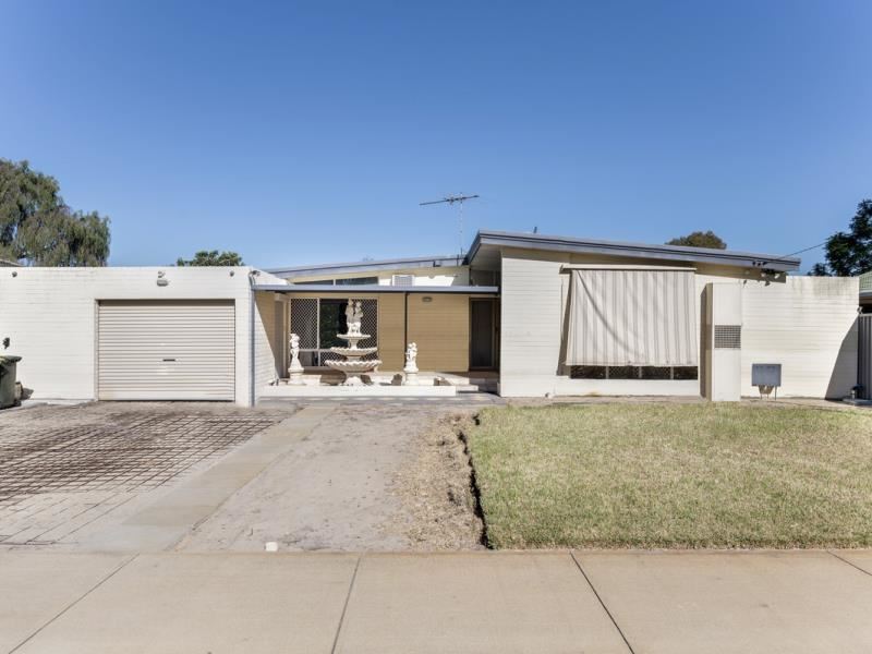 519 Metcalfe Road, Lynwood
