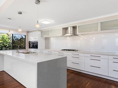 1 Letizia Lane, Bayswater WA 6053