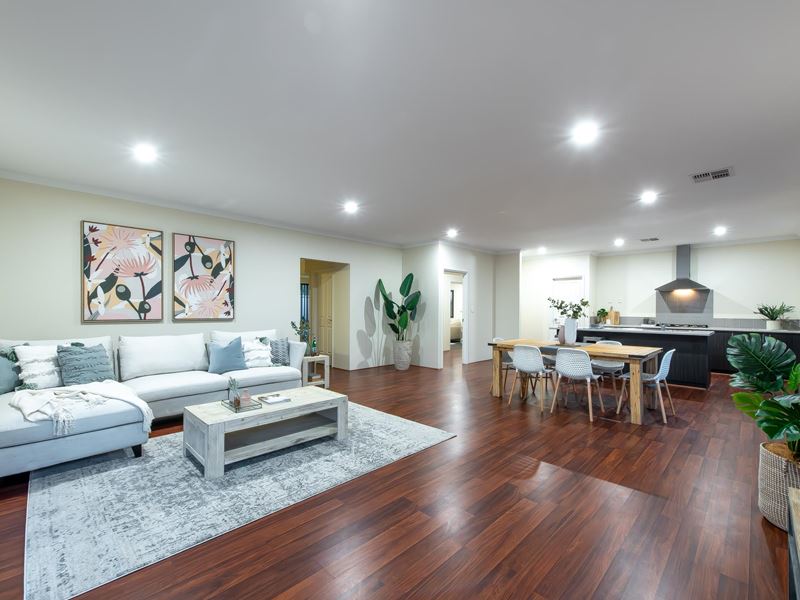 53 Bolton Way, Darch