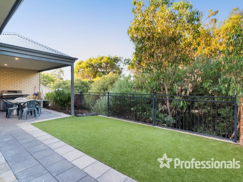 4 Riviera Brace, Dunsborough
