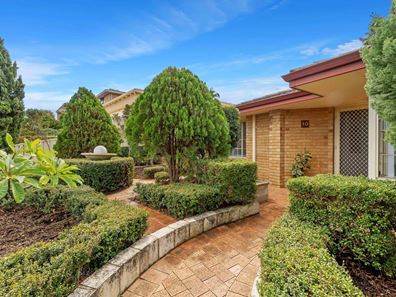 10 Beckley Circle, Leeming WA 6149