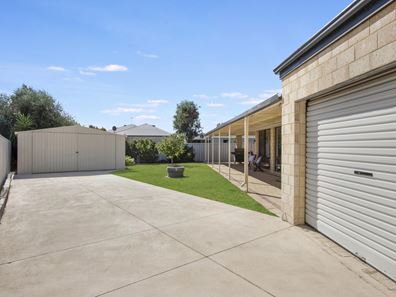 21 Merida Loop, Port Kennedy WA 6172