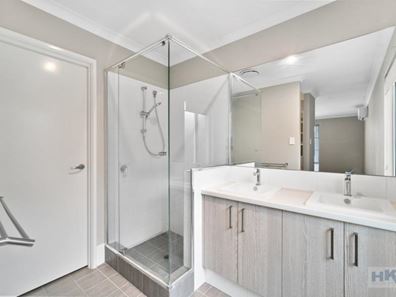 12 Torside Street, Aveley WA 6069