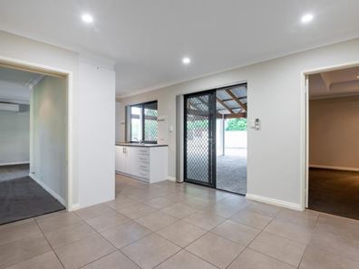 9 Coolabah Drive, Mount Nasura WA 6112