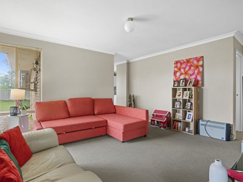 60 Woodmore Road, Langford