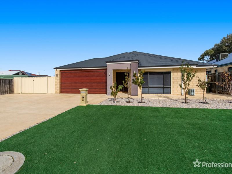 21 Glenelg Way, Meadow Springs WA 6210