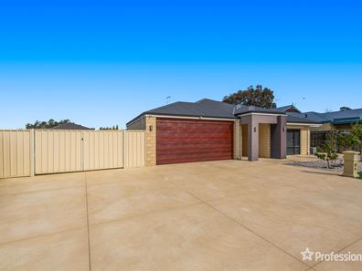 21 Glenelg Way, Meadow Springs WA 6210