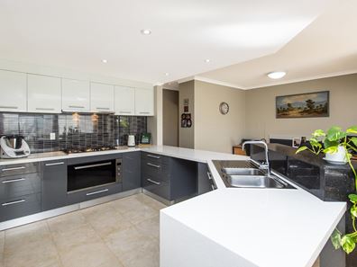 2 Bulmer Way, Baldivis WA 6171