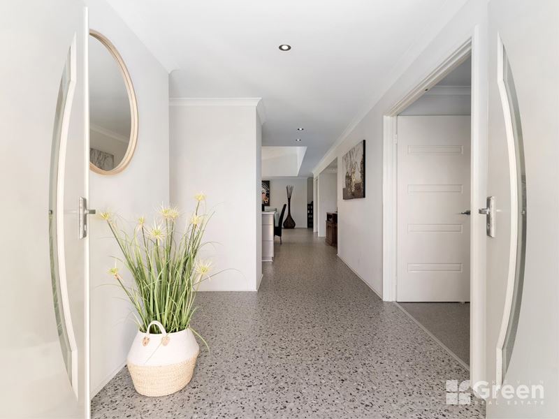 61 Karinga Road, Madora Bay