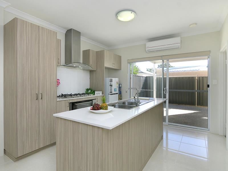 32/1 Balfour Road, Swan View