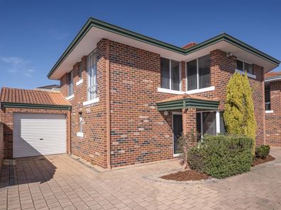 2/11 Gibney Avenue, Mount Hawthorn WA 6016