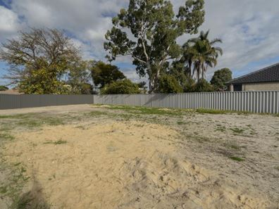 Lot 2/7 Crellin Way, Cloverdale WA 6105