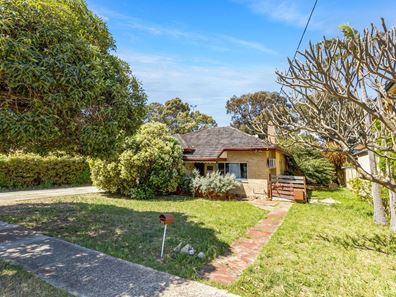 24 Lockwood Street, Yokine WA 6060