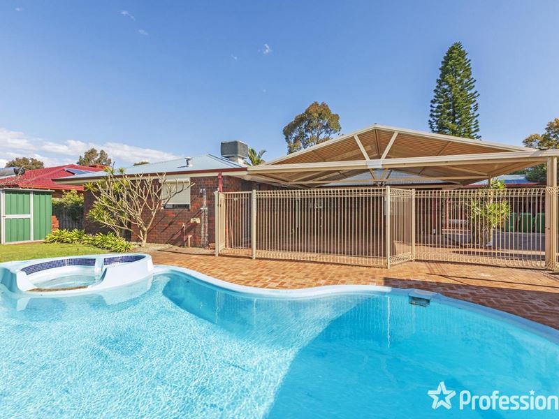 9 Nigel Court, Leeming