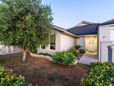 17 Headingley Link, Meadow Springs WA 6210