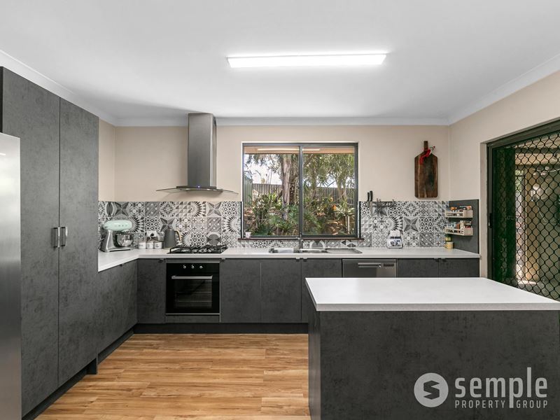 18 Larkspur Cross, Yangebup