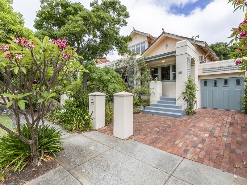 36 Melrose Crescent, Menora