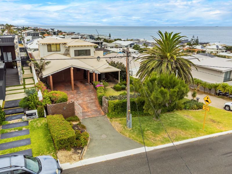 30 Clontarf Street, Sorrento WA 6020