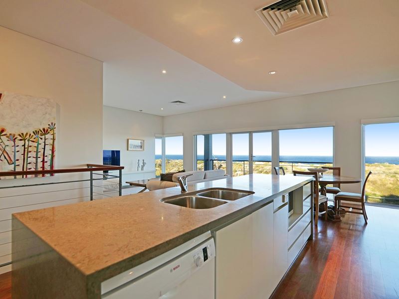 19 Bella Vista, Scarborough