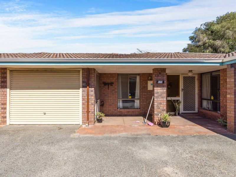 127 Leach Highway, Wilson