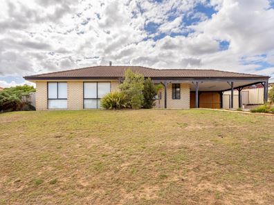 33 Dudley Drive, Usher WA 6230