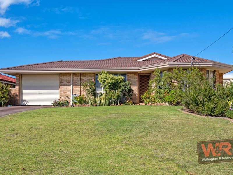 73 Premier Circle, Spencer Park