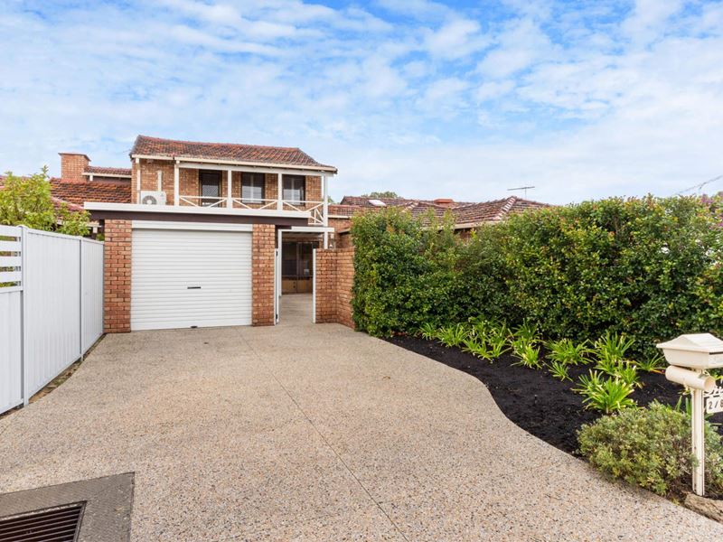 2/8 Earlston Way, Booragoon WA 6154