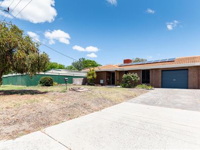 3 May Road, Eden Hill WA 6054