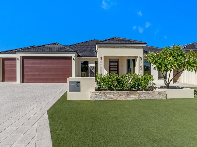 37 Hardwick Boulevard, Canning Vale WA 6155