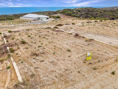 15 Grey Close, Dongara WA 6525