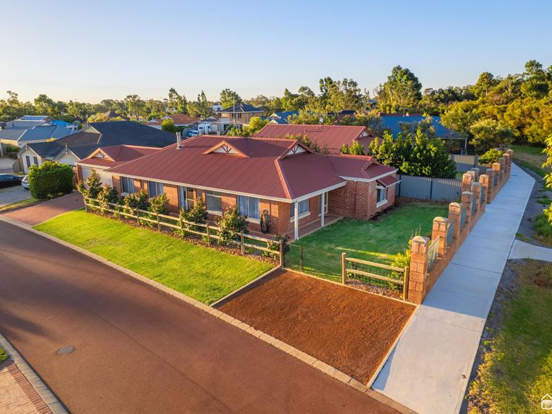 49 Coulterhand Circle, Byford WA 6122