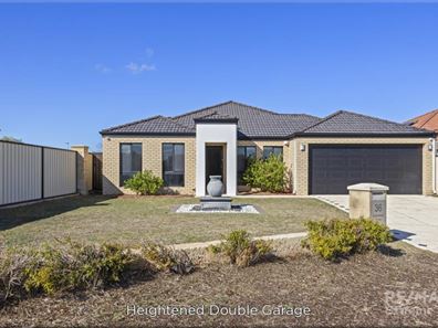 36 Grandoak Drive, Clarkson WA 6030