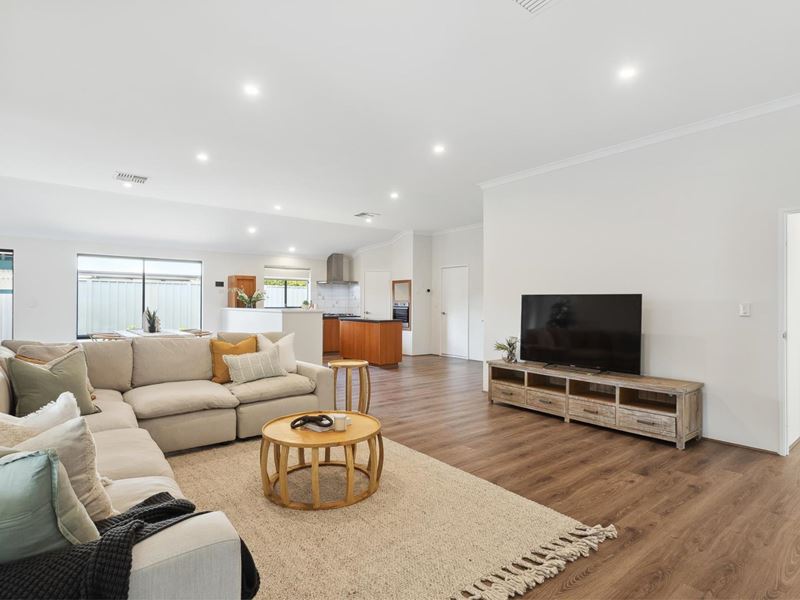 62 Roxburgh Circle, Kinross