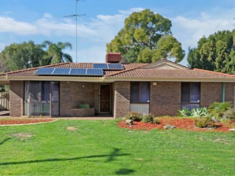 77 Amazon Drive, Greenfields