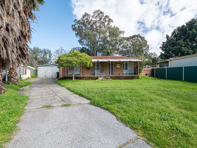 14 Tenterden Way, Gosnells WA 6110