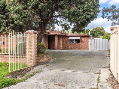 72 Blackadder Road, Swan View WA 6056