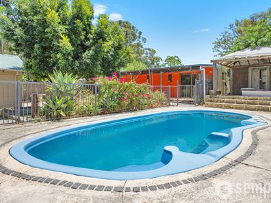 16 Ommanney Street, Hamilton Hill WA 6163
