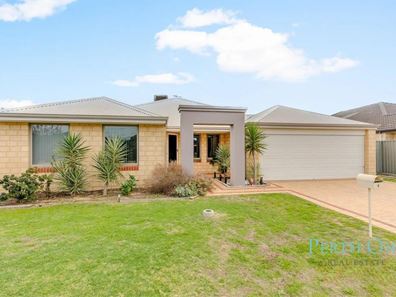 4 Burbidge Link, Piara Waters WA 6112