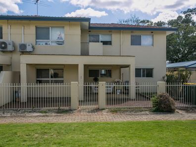 1/45 Bradley Way, Lockridge WA 6054